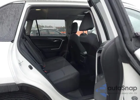 2024 Toyota Rav4 Xle z USA, uszkodzony, nr VIN 2T3P1RFV5RC479366